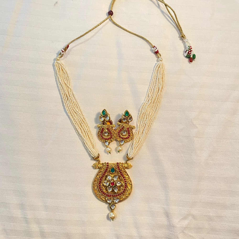 🆕 Bollywood style designer necklace with earrings
